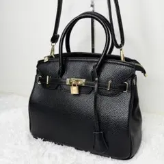 極美品 ショルダーバッグ カデナ 南京錠 シボ革 高級感 ブラック ゴールド金具