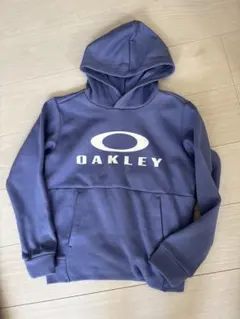 未使用　OAKLEY オークリー　パーカー トレーナー　140cm