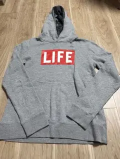 TOMMY LIFE パーカー グレー Mサイズのサムネイル