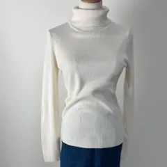 GU リブタートルネックセーター(長袖) オフホワイト Mサイズ カットソー