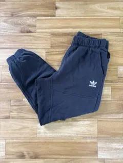 アディダス オリジナルス スウェットパンツ ジョガーパンツ 黒 ベルト難あり