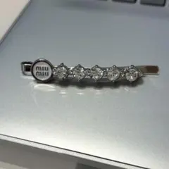 miumiuヘアピンのサムネイル