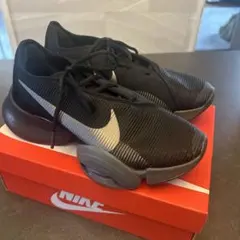 NIKEランニングシューズ