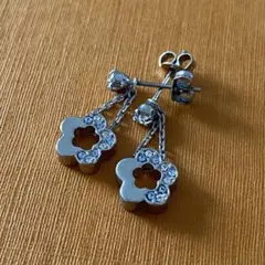 MARY QUANT ピアス