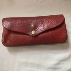 赤いレザー長財布 フラップ式