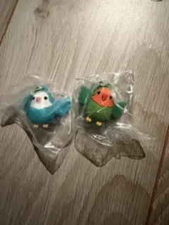 羽ばたきインコ めじるしチャーム ボタンインコ　オキナインコ　セット