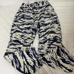 XLARGE 迷彩柄カーゴパンツ XLサイズ