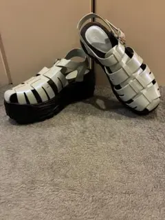 X-GIRL グルカサンダル 厚底 24 Dr.martens NIKE 黒のサムネイル