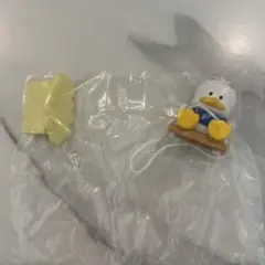 サンリオ　ガチャガチャ　あひるのペックル　ブランコ
