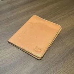 IL BISONTE イルビゾンテ レザー パスケース 定期入れ　カードケース
