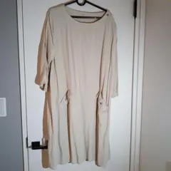 shuca ベージュ 七分袖 ワンピースのサムネイル