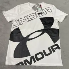 アンダーアーマー　Tシャツ 150