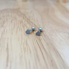 サージカルステンレス ハートピアス ネジピアス