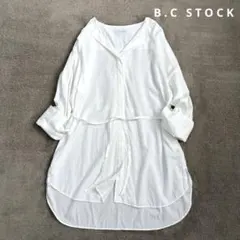 B.C STOCK シンプリシテェ レーヨンリヨセル ノーカラーブラウス