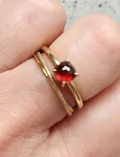 【ルジアダ】K10ガーネットリング(+重ねづけ用リング)