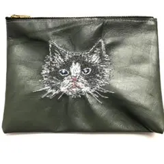 【送料無料一点物】猫刺繍 ダークグリーン本革ポーチ小物入れコインケース化粧ポーチ