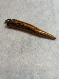 天然素材 ネックレス用ペンダント 茶色と黒