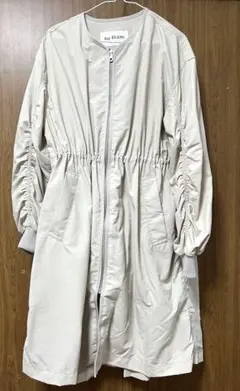 【Ray BEAMS】バックタック ジップ コート ベージュのサムネイル
