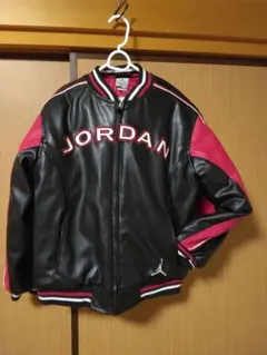 Item thumbnail for item 792e93e2-9986-45f7-8429-c34f2cad44b3