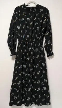 【ニコアンド】 ロングワンピース　花柄　ワンピース　Ｌサイズ　ブラック
