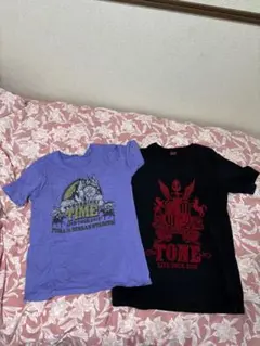 東方神起LIVE TOUR 2012 、2013 Tシャツ2枚セットのサムネイル