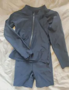 水着 ラッシュガード セットアップ 長袖 半ズボン 紺 120 ネイビー