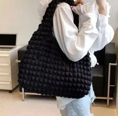 ✅新品未使用　キルティング　トートバッグ　ブラック　軽い
