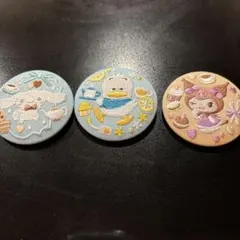 サンリオ 刺繍缶バッジ　クロミ　シナモロール　ペックル