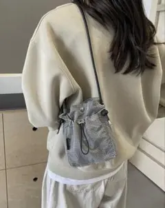 ショルダーバッグ