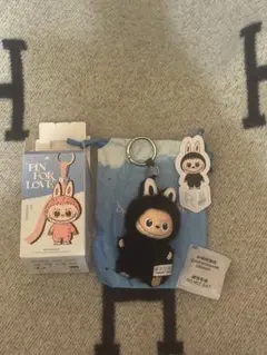 ラブブ　イニシャル　R 新品未使用