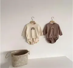 ベビー服　レインボー　セットアップ