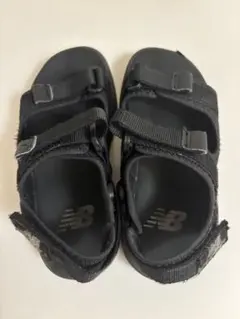 New Balance ブラック サンダル　19㎝