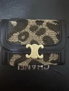 新作一点のみ入荷CELINE レオパード柄 カードケース