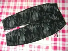 MILD CLUB　160ｃｍ七分丈パンツUSED　グレー系迷彩柄　接触冷感素材