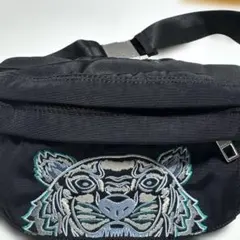 KENZO ボディバッグ 虎刺繍 グレー　タイガー　トラ KENZO ケンゾー tiger タイガー 虎 BELT BAG ベルトバッグ