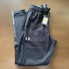 超美品☆Under Armour ブラック ジョガーパンツ MD