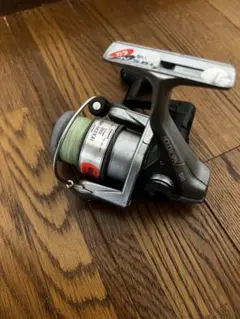 SHIMANO HOLIDAY SPIN 1000 スピニングリール
