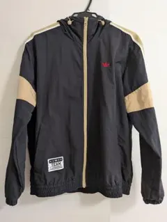 美品 adidas originals フード付きナイロンジャケット ブラック