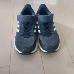 adidas キッズスニーカー 18㌢