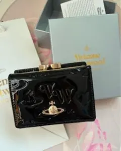 Vivienne Westwood 三つ折り財布 エナメル ブラック ×ゴールド - メルカリ