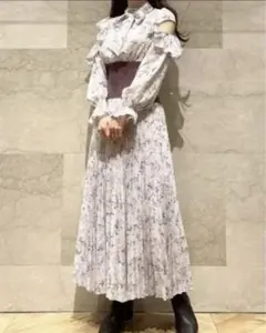 スナイデル ウエストリブフレアスリーブプリーツワンピース オフホワイト 0サイズ