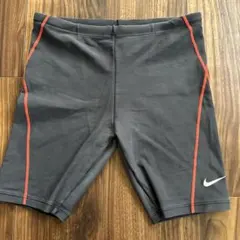 Nike 水着 ハーフパンツ 140 男の子