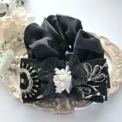 ⭐3367⭐❣️大人可愛い華やかアクセ❣️オリジナル✴インド刺繍リボンシュシュ