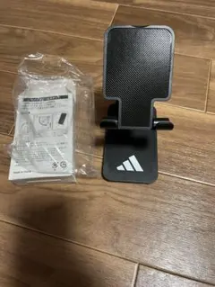 アディダス特製　モバイルアームスタンド