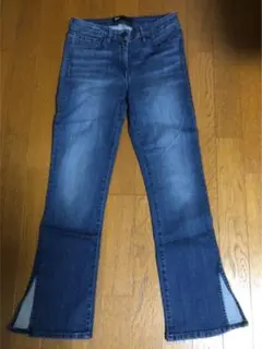 破格値下げ！‼︎3×1 スリーバイワン★cropped slitデニムのサムネイル