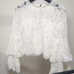 アイボリー レース フリル袖 トップス