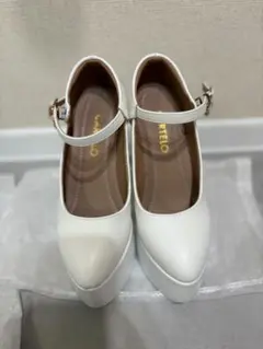 ホワイト アンクルストラップ ハイヒール15cmヒール　ブライダル