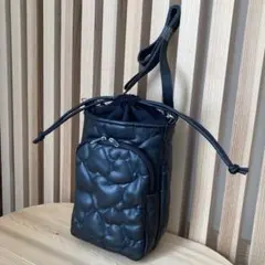 ブラック 合皮キルトハート柄 巾着ショルダーバッグ