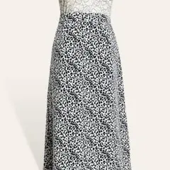 ♥️美品 ケービーエフプラス モノトーン ヒョウ柄 ロングフレアスカート Oneのサムネイル