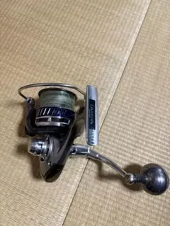 ダイワ 10ソルティガ 4500 品番059505 スピニングリール ジギング